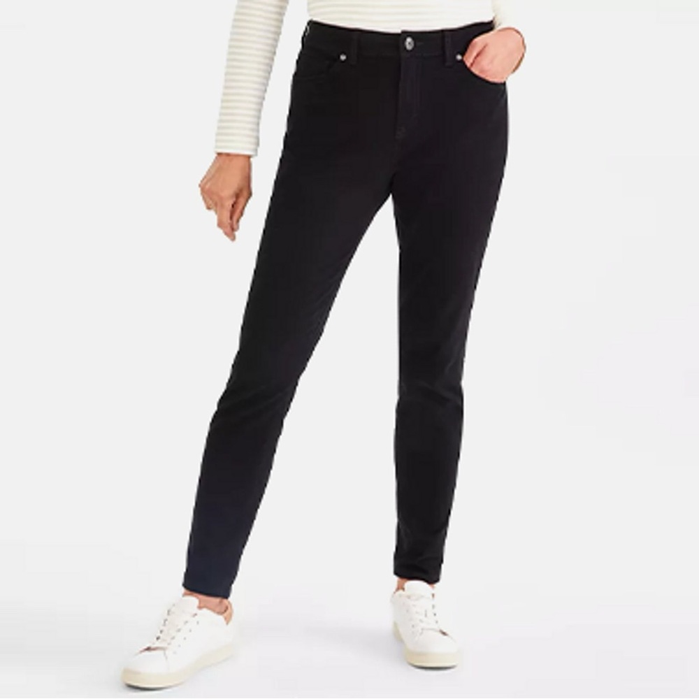 Style & Co BNWT 30” WAIST Skinny Ankle Jeans, Black, Size 10P.
